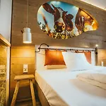 Cocoon Hauptbahnhof Hotel