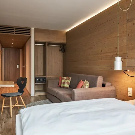 Cocoon Hauptbahnhof Hotell 4*