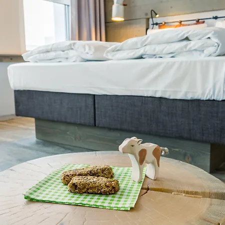 Отель Cocoon Hauptbahnhof Мюнхен