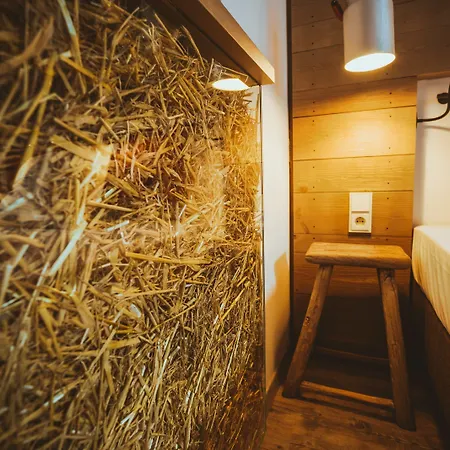Cocoon Muenchen Hauptbahnhof 4*