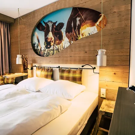 Hotel Cocoon Muenchen Hauptbahnhof 4*