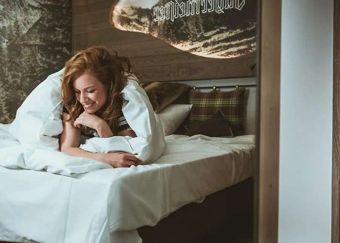Cocoon Hauptbahnhof Hotel 4*