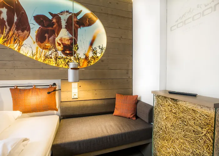 Hotel Cocoon Hauptbahnhof 4*