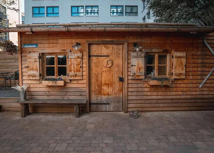 Cocoon Hauptbahnhof Hotel