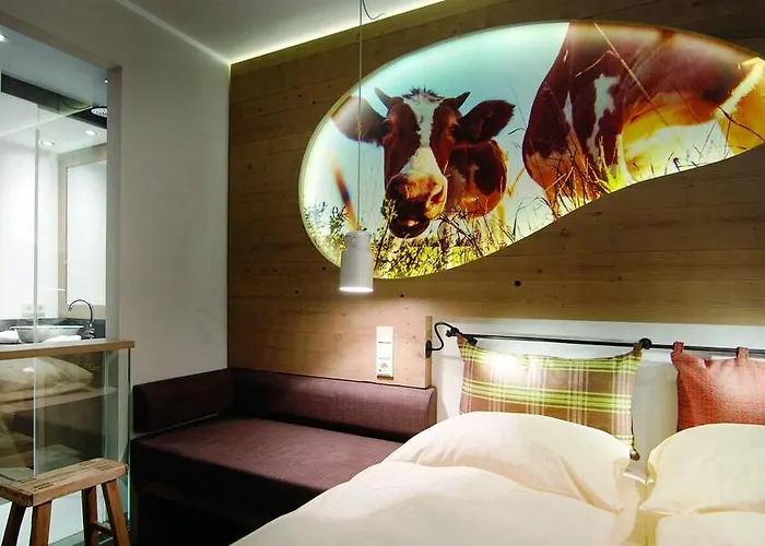 Cocoon Hauptbahnhof Hotel 4*